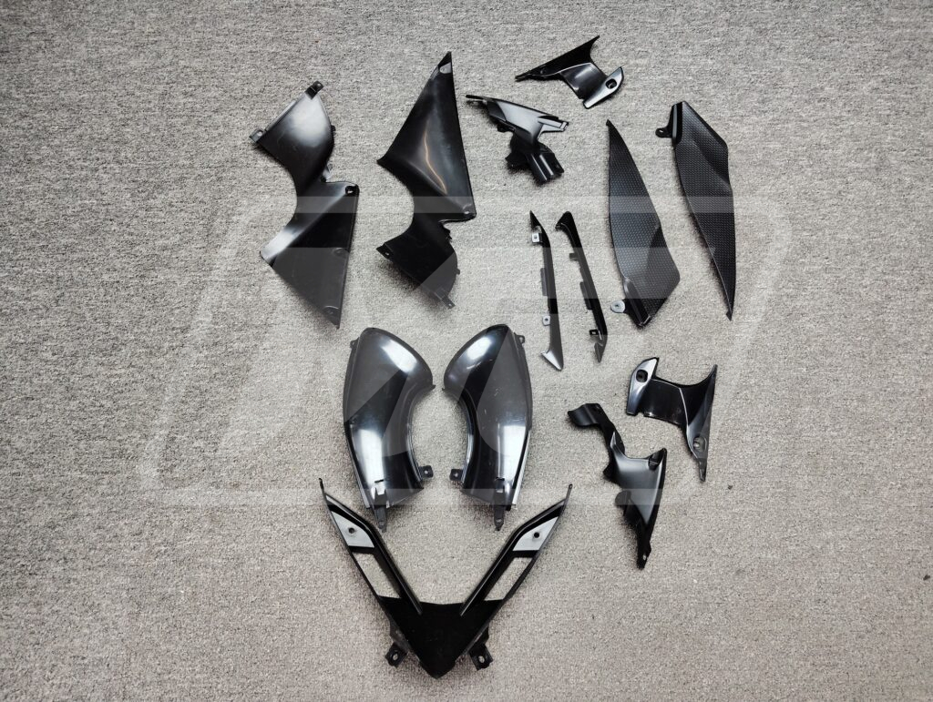 Monster Fairings ABS fairing kit for Yamaha R1 2007 - 2008 - Gloss Black, precise OEM fit