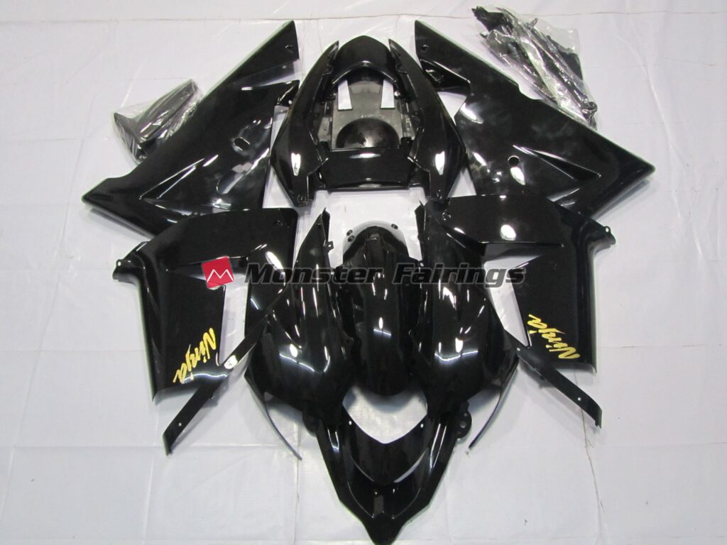 Kawasaki ZX10R 2004 - 2005 Black Gold ABS fairings - custom motorcycle bodywork kit by Monster Fairings