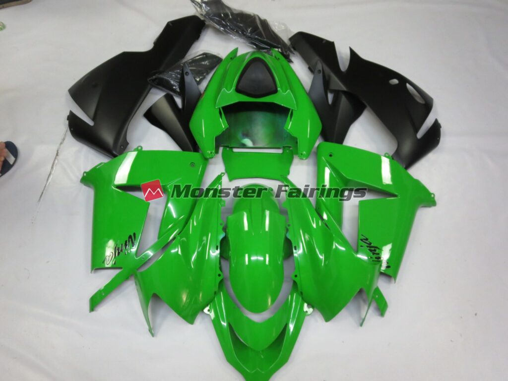 Kawasaki ZX10R 2004 - 2005 Green Gloss ABS fairings - custom motorcycle bodywork kit by Monster Fairings
