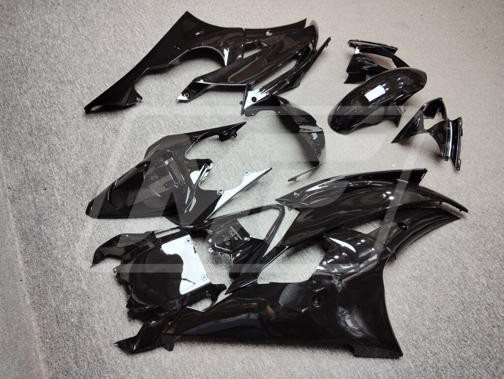 2008 - 2016 Yamaha R6 Gloss Black fairing set - ABS injection, custom painted by Monster Fairings