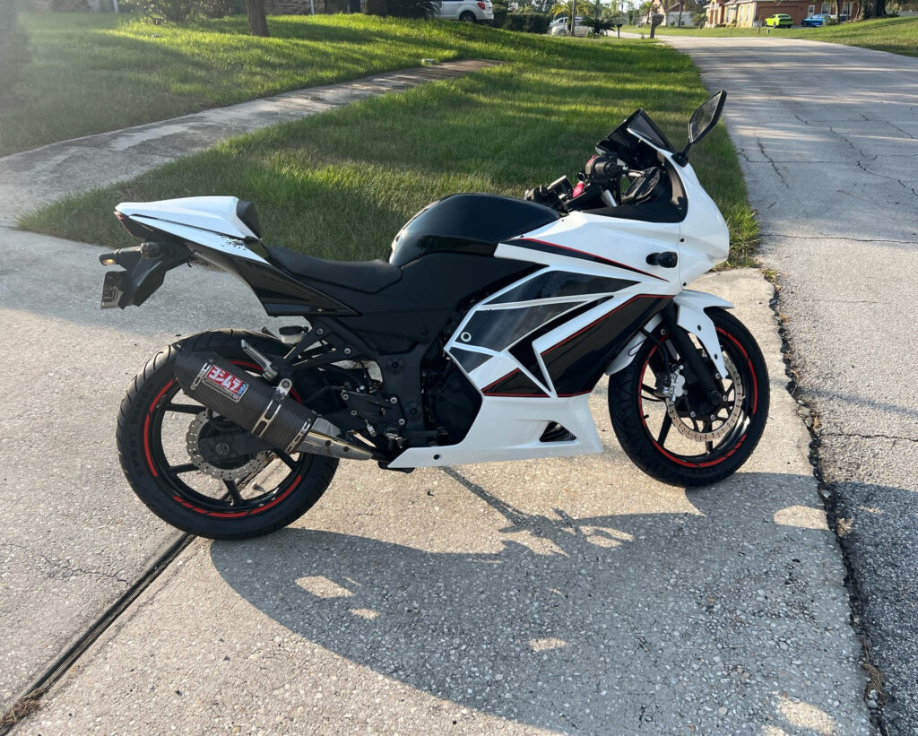 Monster Fairings ABS fairing kit for Kawasaki Ninja 250 2008 - 2013 - White Black, precise OEM fit