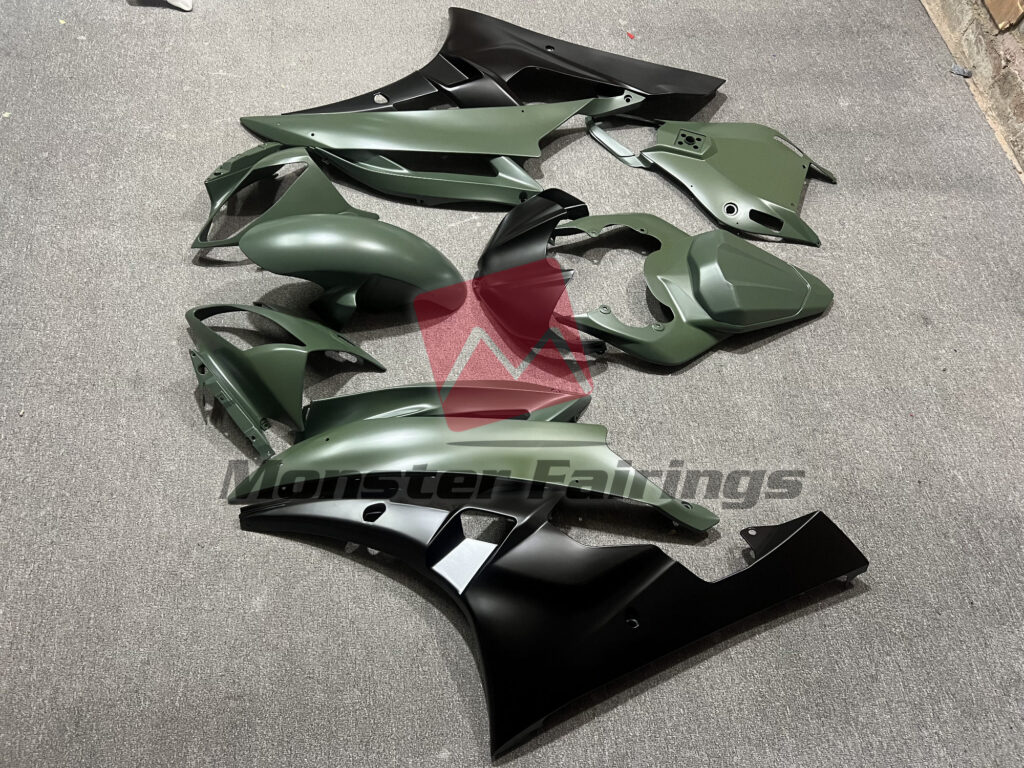 2006 - 2007 Yamaha R6 Custom Matte Green and Black fairing set - ABS injection, custom painted by Monster Fairings