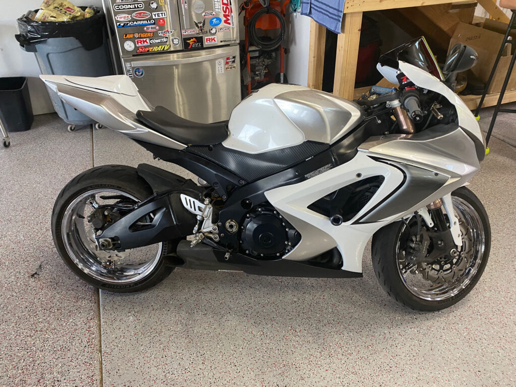 2007 - 2008 Suzuki GSXR 1000 Gloss Silver, White & Black fairing set - ABS injection, custom painted by Monster Fairings
