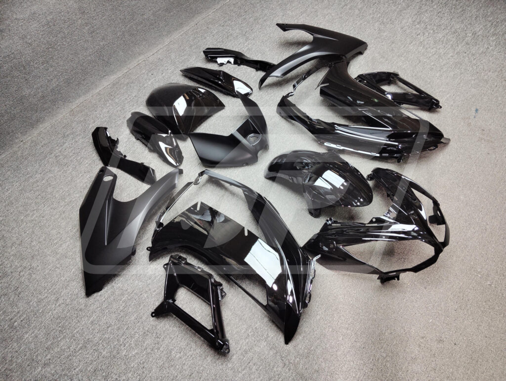 Kawasaki Ninja 650R custom ABS fairings 2012 - 2016 in Gloss & Matte Black - durable replacement kit, Monster Fairings