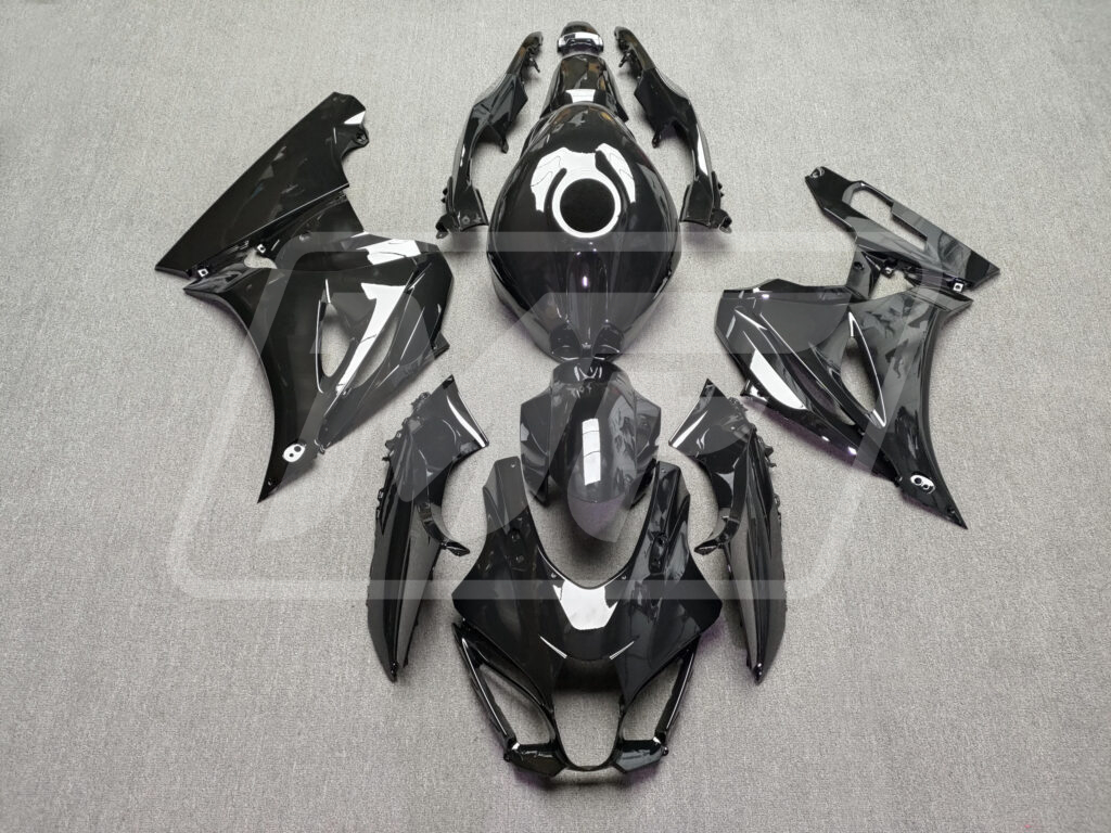 Suzuki GSXR 1000 2017 - 2025 Gloss Black ABS fairings - custom motorcycle bodywork kit by Monster Fairings