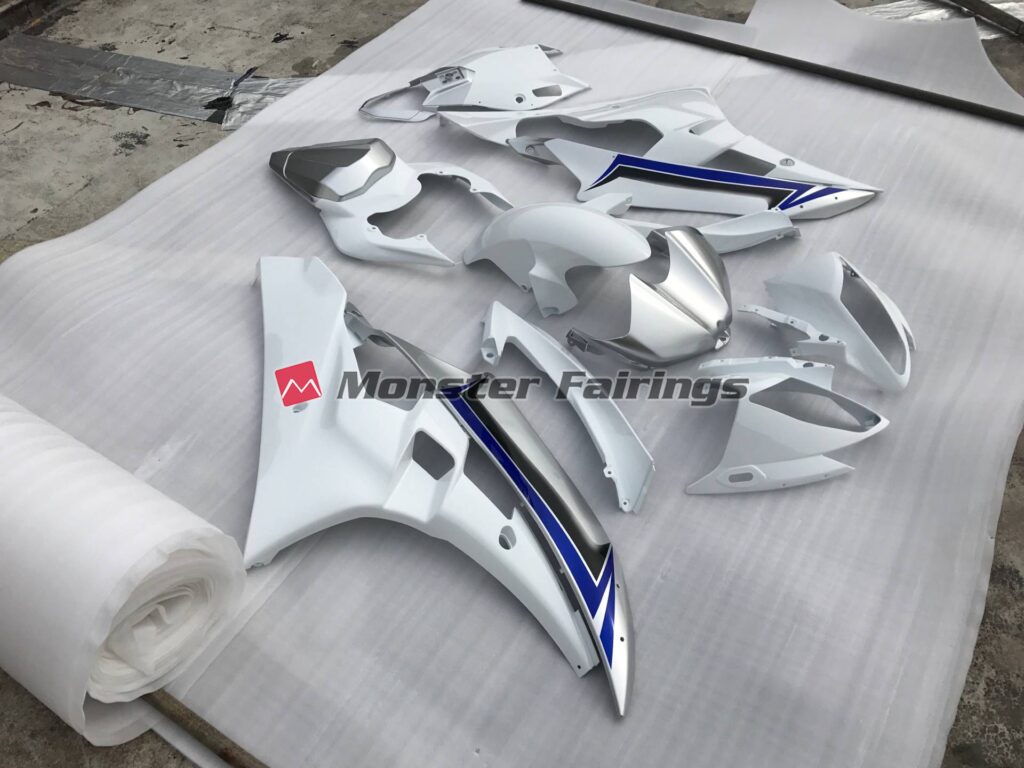 Yamaha R6 custom ABS fairings 2006 - 2007 in Silver and Blue - durable replacement kit, Monster Fairings
