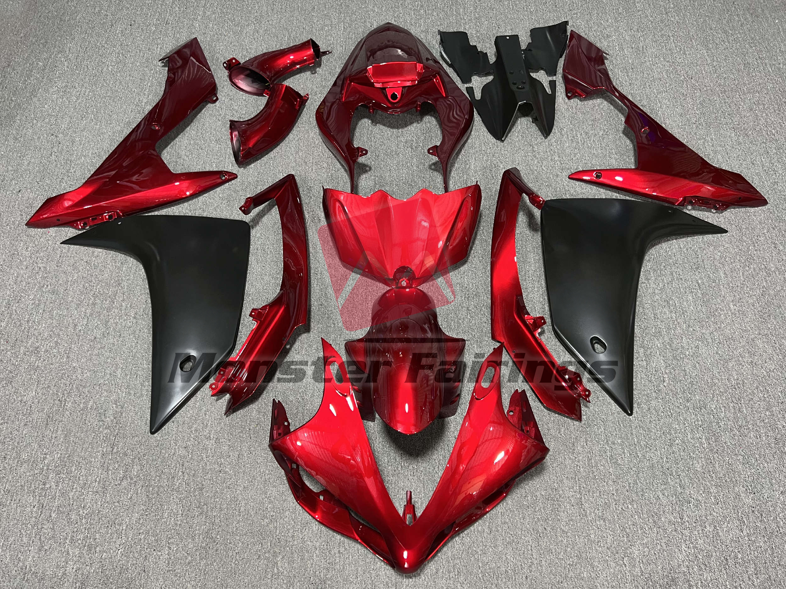 その他 Apple Matte Black and Red - ZX10R 11-15 - Monster Fairings