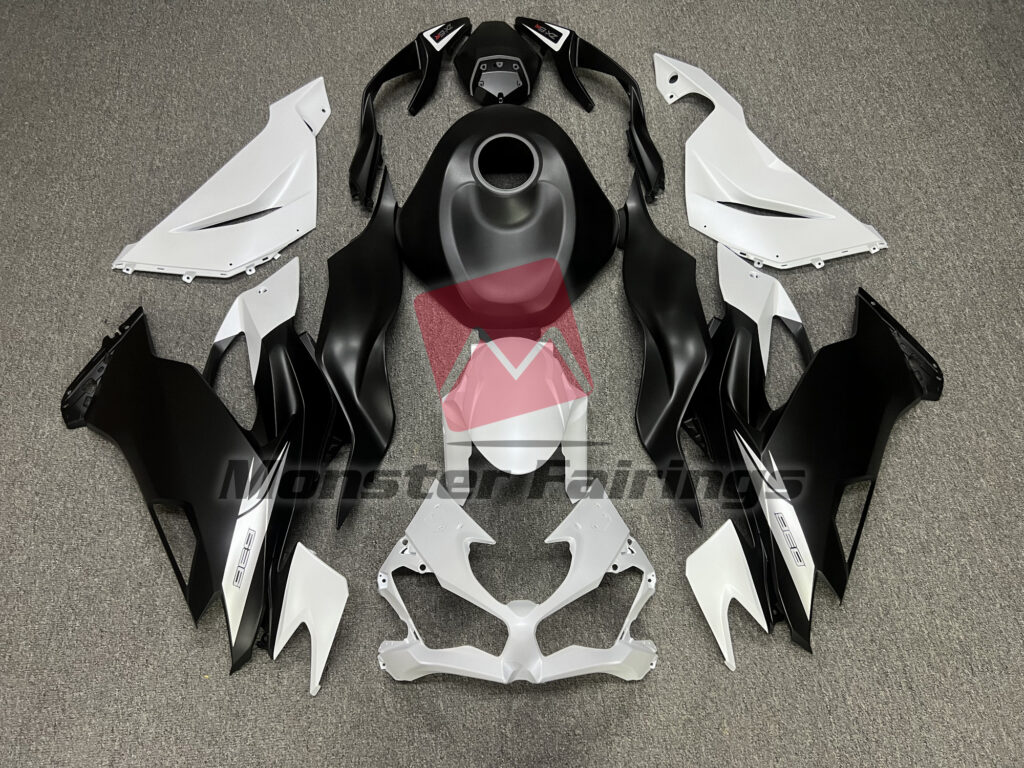 Kawasaki ZX6R 2019 - 2023 Matte Pearl White Black ABS fairings - custom motorcycle bodywork kit by Monster Fairings