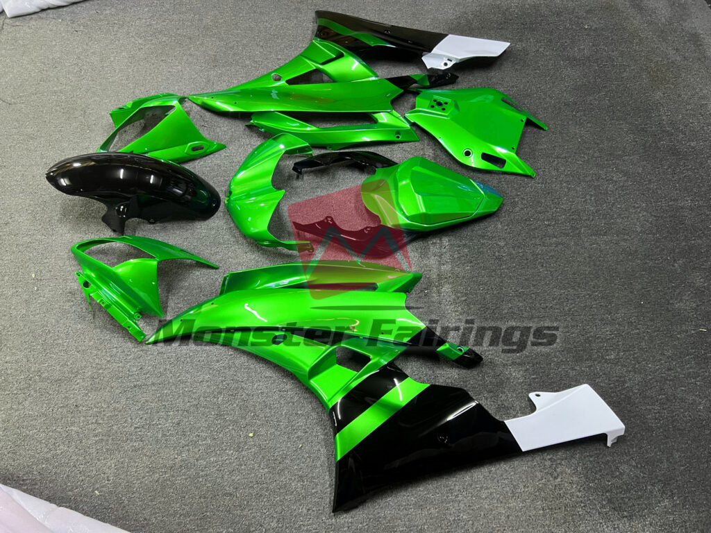 2006 - 2007 Yamaha R6 Gloss Green Black fairing set - ABS injection, custom painted by Monster Fairings