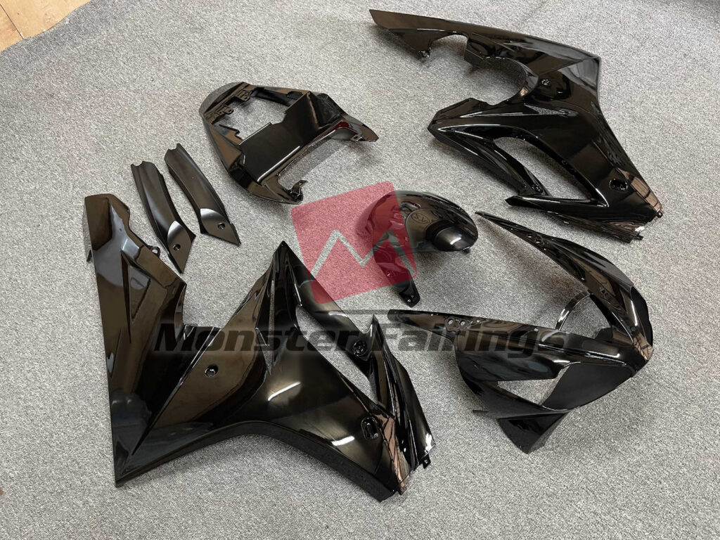 Triumph Daytona 675 custom ABS fairings 2006 - 2008 in Gloss Black Plain - durable replacement kit, Monster Fairings