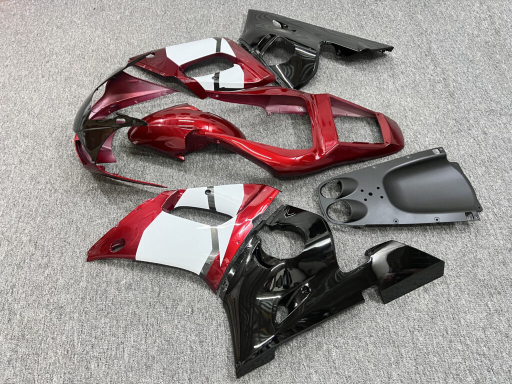 1998 - 2002 Yamaha R6 Gloss Black & Metallic Red fairing set - ABS injection, custom painted by Monster Fairings