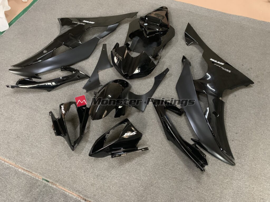 2008 - 2016 Yamaha R6 Gloss & Matte Black fairing set - ABS injection, custom painted by Monster Fairings