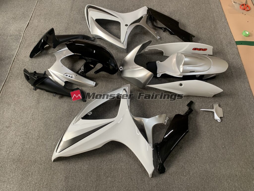 Suzuki GSXR custom ABS fairings 2006 - 2007 in Silver White OEM Style - durable replacement kit, Monster Fairings