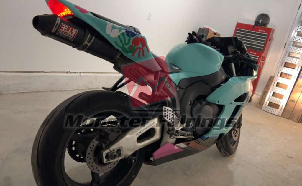 Honda CBR1000RR custom ABS fairings 2004 - 2005 in Teal Shark - durable replacement kit, Monster Fairings