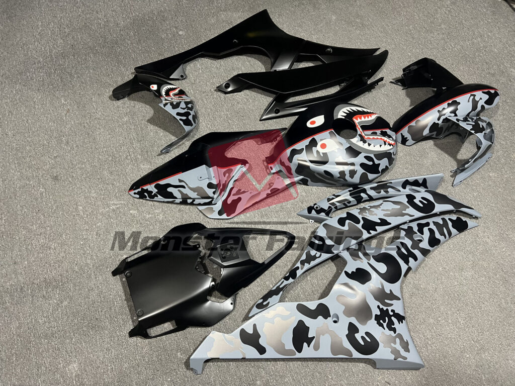 2008 - 2016 Yamaha R6 Matte Black & Gloss Camo Monster fairing set - ABS injection, custom painted by Monster Fairings