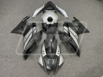 Yamaha R3 2019-2021 Gloss Carbon Fiber Style & Silver ABS Fairings | Monster Fairings