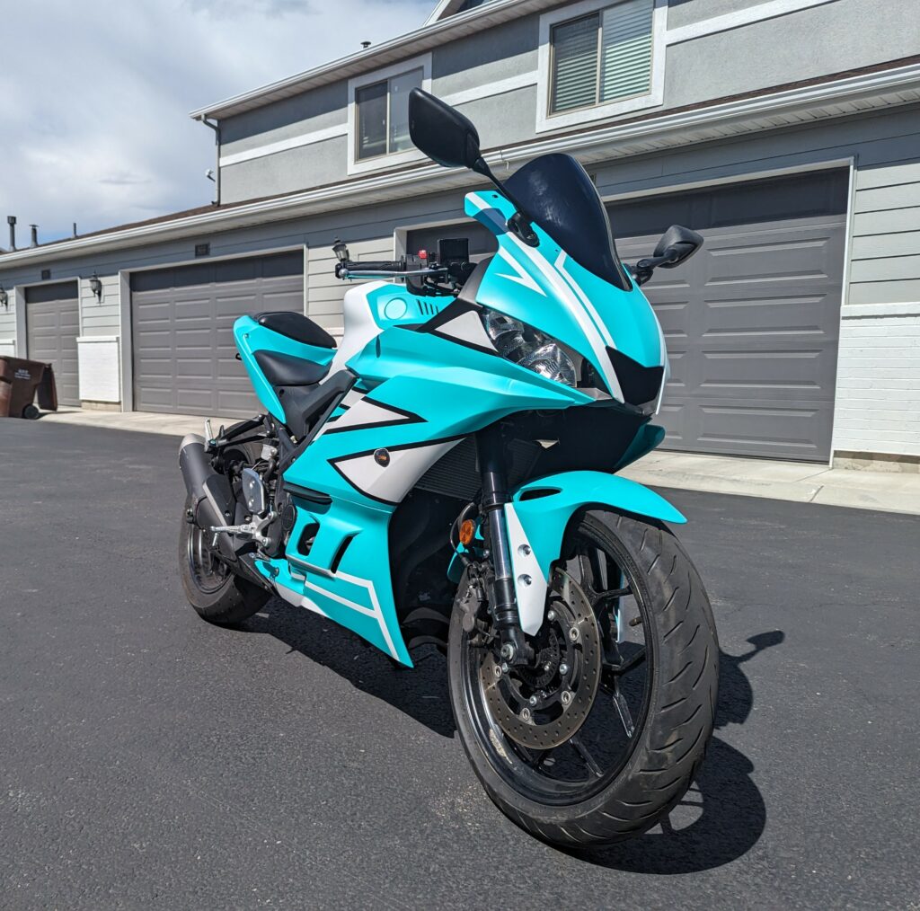 Monster Fairings ABS fairing kit for Yamaha R3 2022 - 2024 - Matte Mint & White Black, precise OEM fit