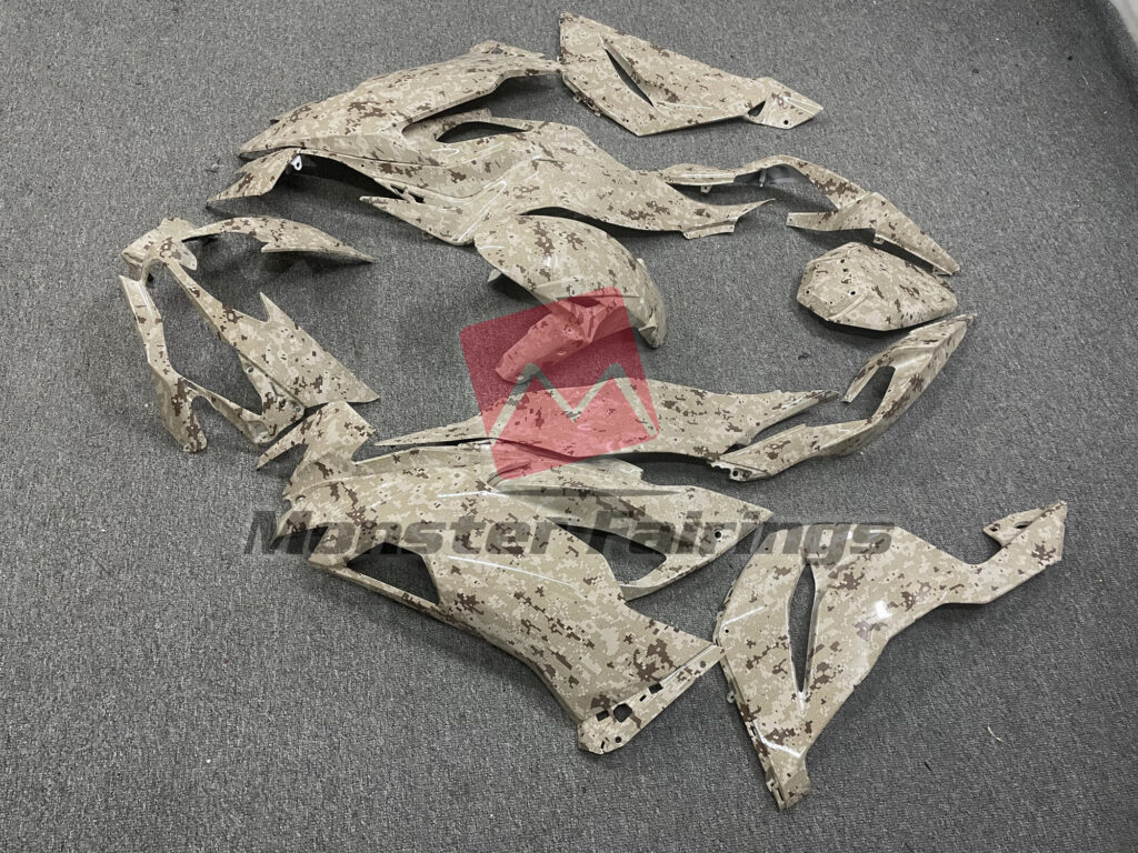2019 - 2023 Kawasaki ZX6R Brown Digital Camo fairing set - ABS injection, custom painted by Monster Fairings