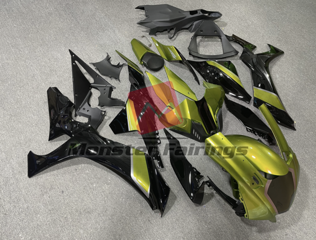 2020 - 2025 Yamaha R1 Gloss Gold Black fairing set - ABS injection, custom painted by Monster Fairings