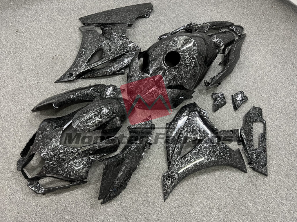 Suzuki GSXR 1000 custom ABS fairings 2017 - 2025 in Forged Carbon Fiber Style - durable replacement kit, Monster Fairings
