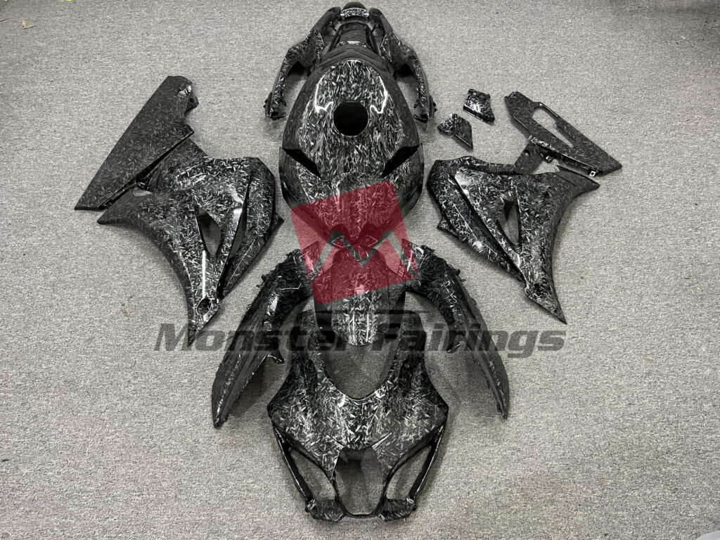 Suzuki GSXR 1000 2017 - 2025 Forged Carbon Fiber Style ABS fairings - custom motorcycle bodywork kit by Monster Fairings