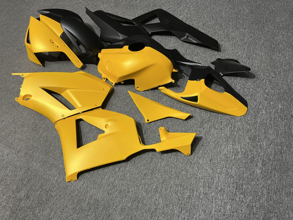 2013 - 2025 Honda CBR600RR Matte Black & Matte Yellow Split fairing set - ABS injection, custom painted by Monster Fairings