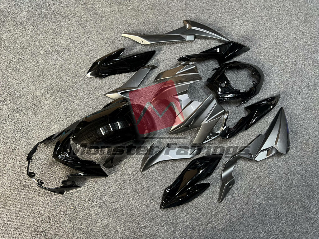 Suzuki GSXS 750 custom ABS fairings 2017 - 2022 in Gloss Black & and Silver - durable replacement kit, Monster Fairings