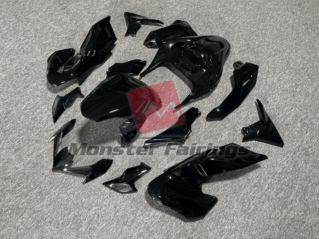 Kawasaki Z900 custom ABS fairings 2020 - 2024 in Gloss Black Plain - durable replacement kit, Monster Fairings