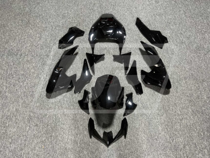 Kawasaki Z900 2020-2024 Gloss Black Plain ABS Fairings | Monster Fairings