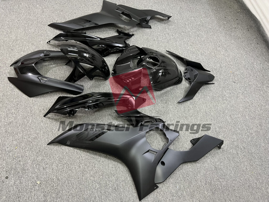 2017 - 2022 Yamaha R6 Matte and Gloss Black fairing set - ABS injection, custom painted by Monster Fairings