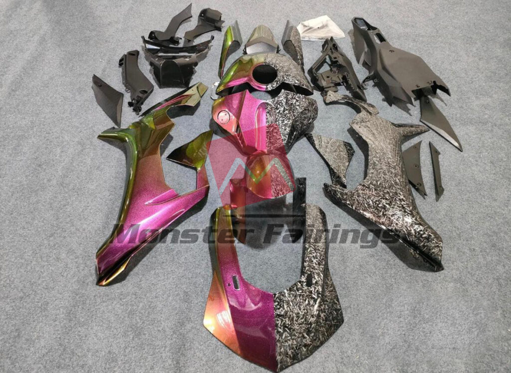 Yamaha R1 2015 - 2019 Forged Carbon Fiber Style Chameleon Split ABS fairings - custom motorcycle bodywork kit by Monster Fairings
