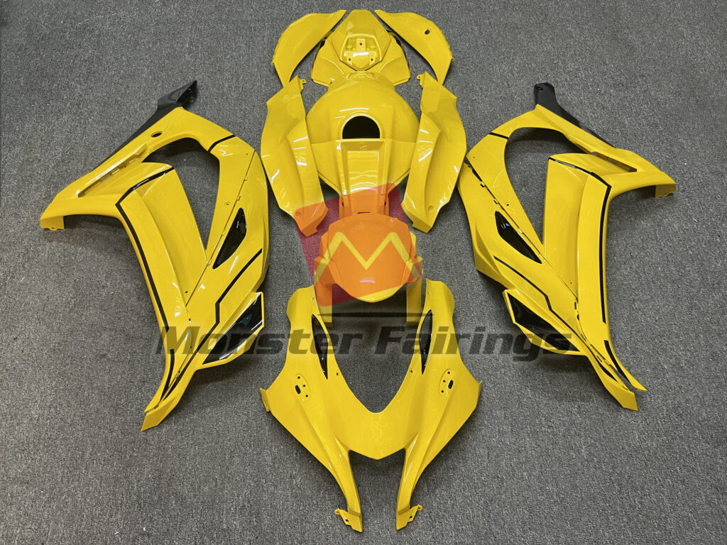 Kawasaki ZX10R 2016 - 2020 Pearl Yellow Silver Flakes ABS fairings - custom motorcycle bodywork kit by Monster Fairings