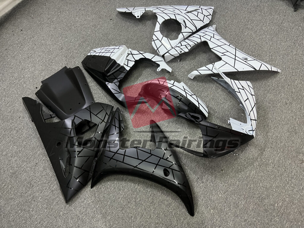 Yamaha R6 custom ABS fairings 2003 - 2004 in Matte Black & Gloss White Split Line Pattern - durable replacement kit, Monster Fairings