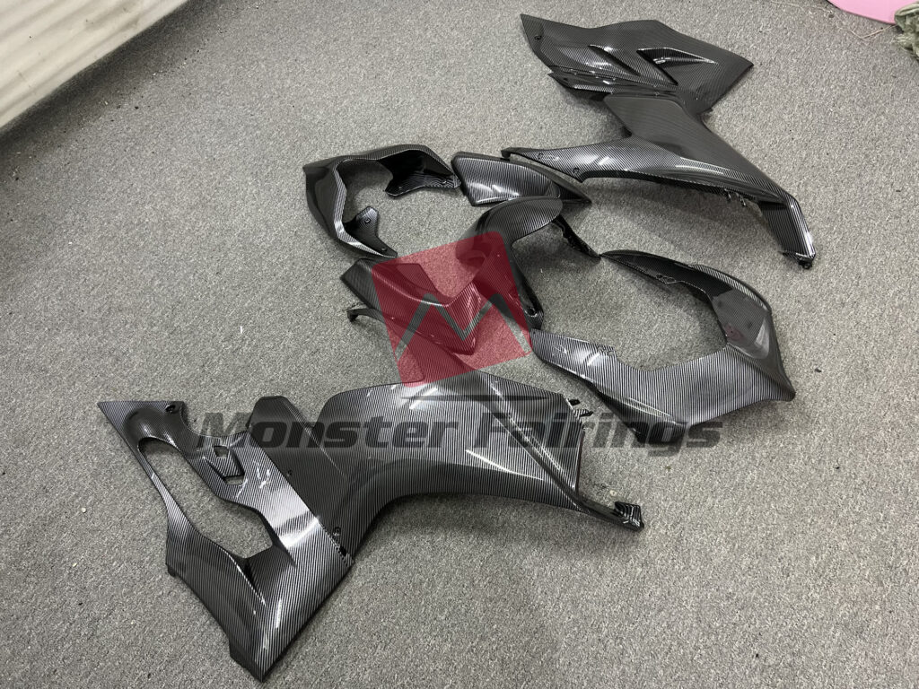Ducati Panigale V2 custom ABS fairings 2020 - 2024 in Carbon Fiber Style - durable replacement kit, Monster Fairings