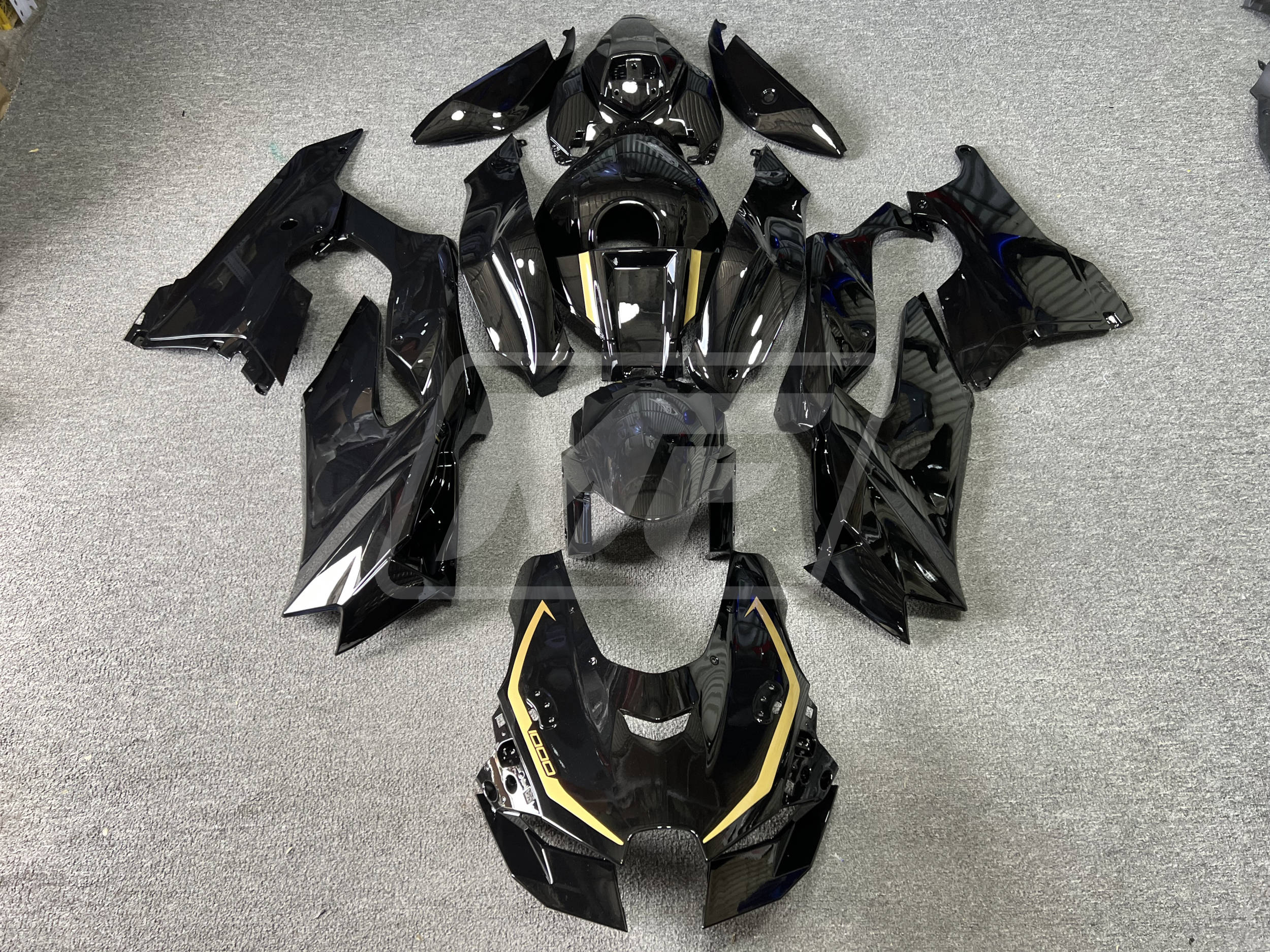 Kawasaki ZX10R 2021-2025 Gloss Metallic Black with Gold ABS