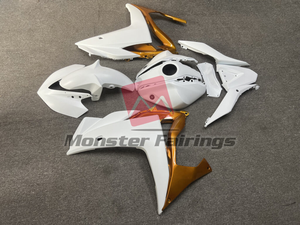 2014 - 2018 Yamaha R3 Gloss White and Gold fairing set - ABS injection, custom painted by Monster Fairings