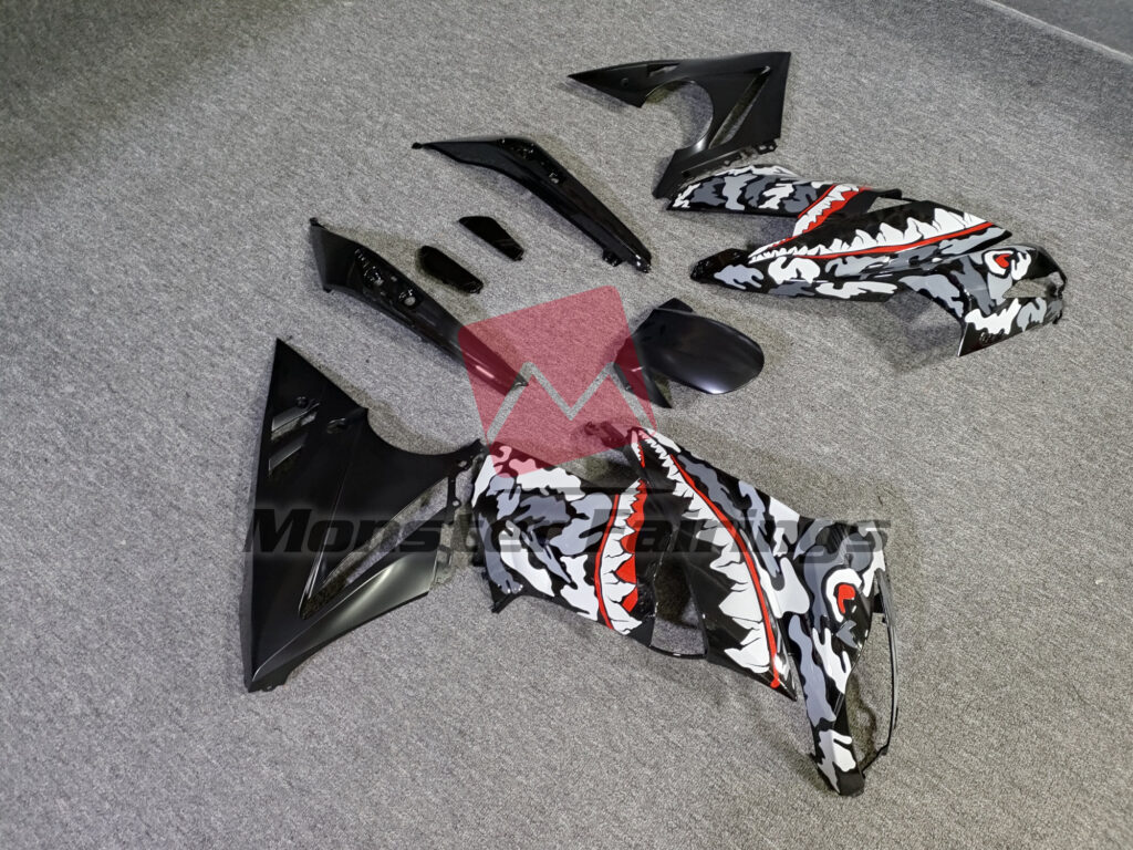 2009 - 2011 Kawasaki Ninja 650R Gloss Camo Shark with Matte Black fairing set - ABS injection, custom painted by Monster Fairings