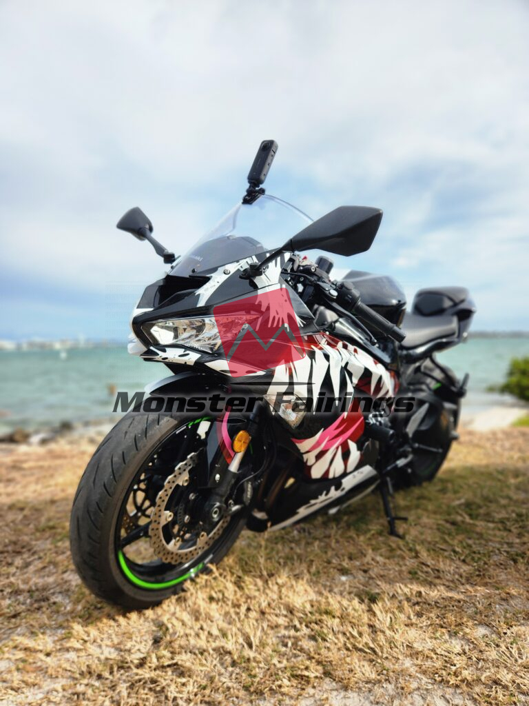 Monster Fairings ABS fairing kit for Kawasaki ZX6R 2019 - 2023 - Gloss White Black Split Venom, precise OEM fit