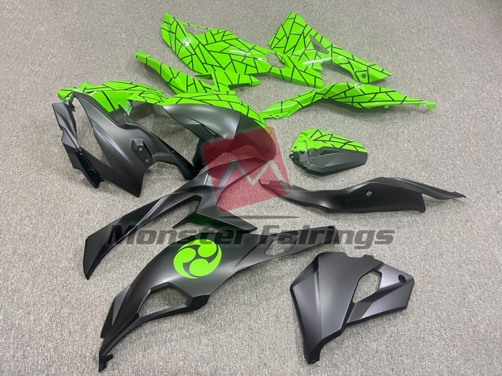 2020 - 2024 Kawasaki ZX4RR Black & and Green Split fairing set - ABS injection, custom painted by Monster Fairings