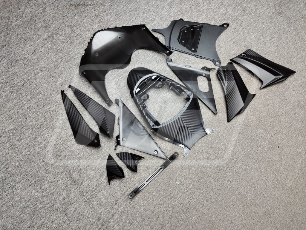 Suzuki GSXR 600 - 750 2011 - 2025 ABS fairings, Gloss Forged Carbon Fiber Style & with Red Split - high - quality motorcycle kit by Monster Fairings