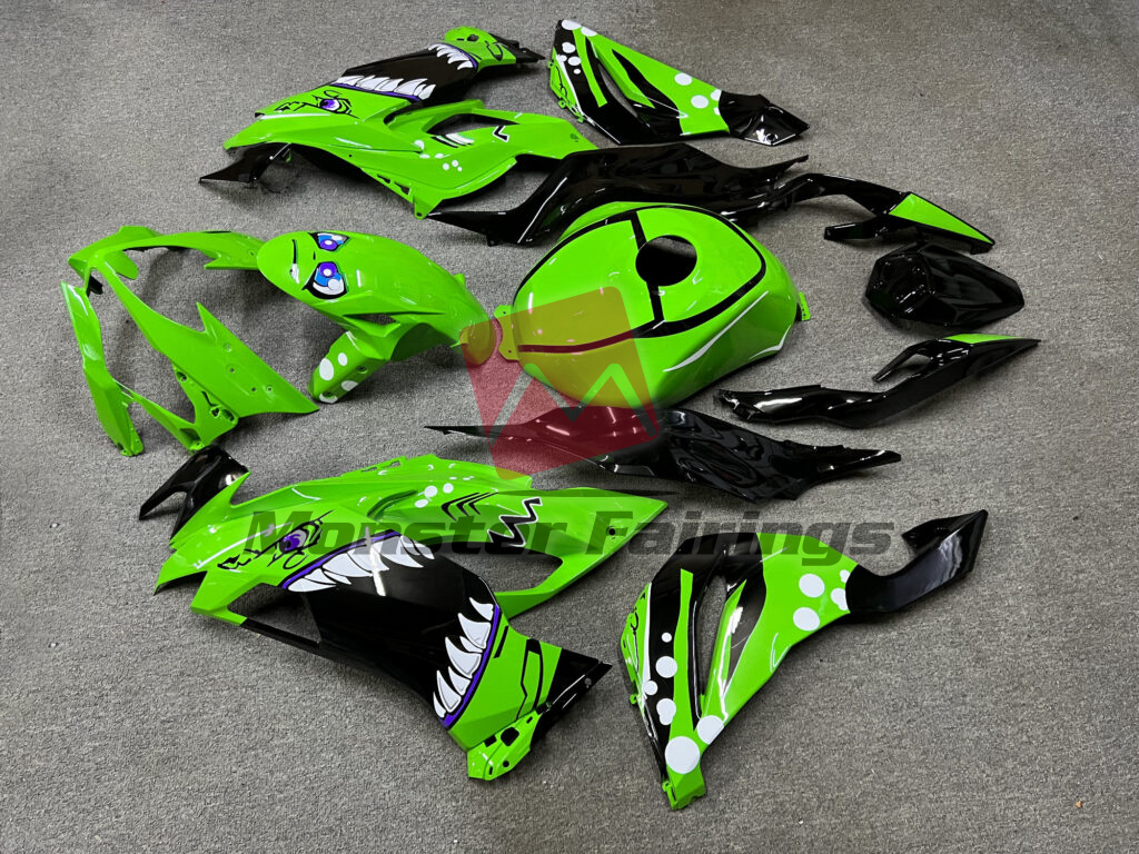 2019 - 2023 Kawasaki ZX6R Gloss Green & Black Shark fairing set - ABS injection, custom painted by Monster Fairings
