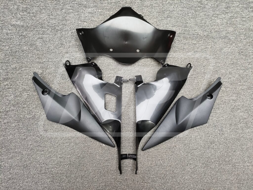 Monster Fairings ABS fairing kit for Suzuki GSXR 600 - 750 2006 - 2007 - Gloss Carbon Fiber Style & Pearl Green, precise OEM fit