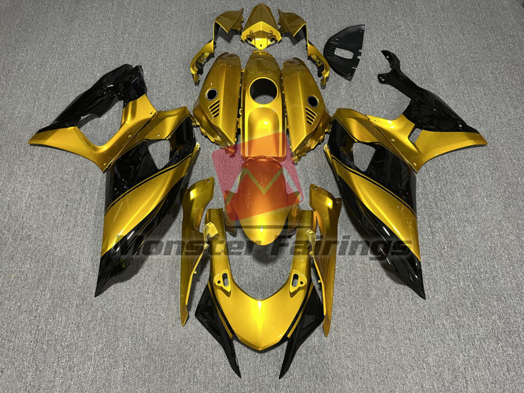 Yamaha R7 2021 - 2025 Gloss Gold & Black ABS fairings - custom motorcycle bodywork kit by Monster Fairings