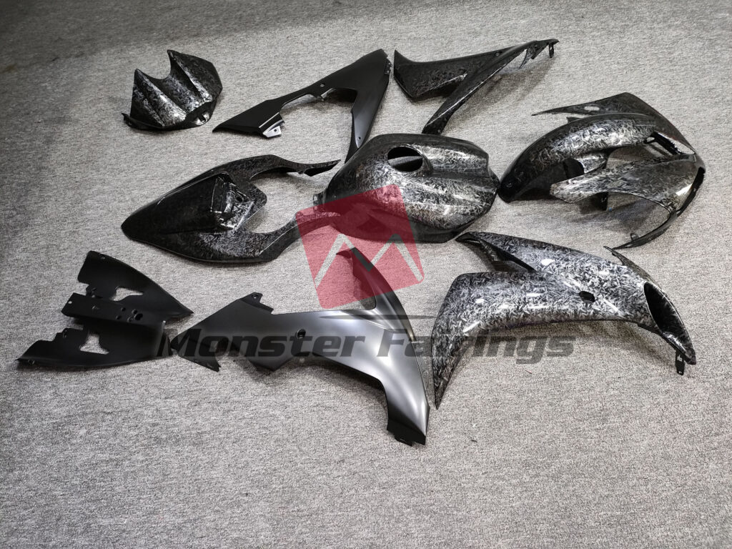 2004 - 2006 Yamaha R1 Gloss Forged Carbon Fiber Style with Matte Black fairing set - ABS injection, custom painted by Monster Fairings
