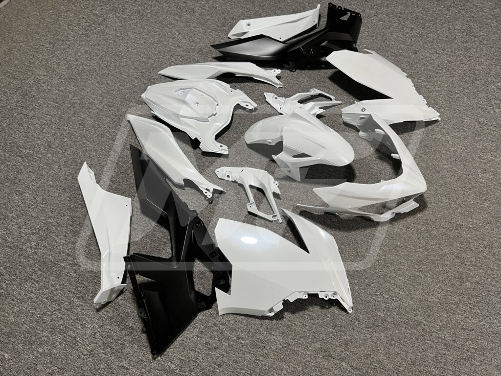 Monster Fairings ABS fairing kit for Kawasaki Ninja 400 2018 - 2024 - Gloss Pearl White & Matte Black, precise OEM fit