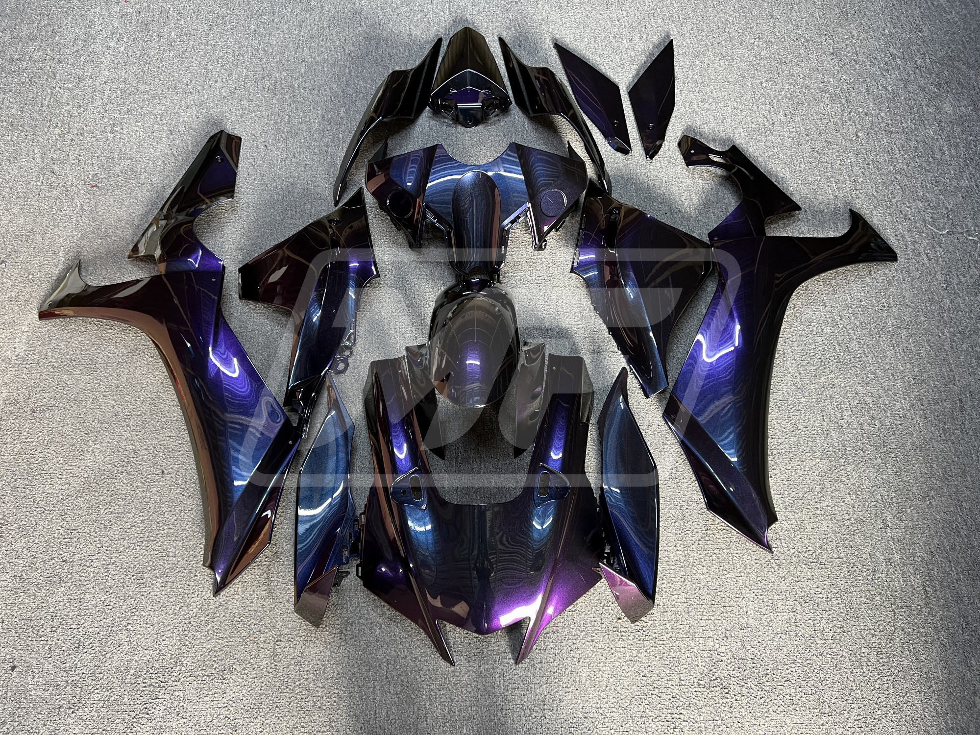 HAKU BLACK×CLEAR Yamaha R1 2020-2025 Gloss Purple Iridescent ABS Fairings