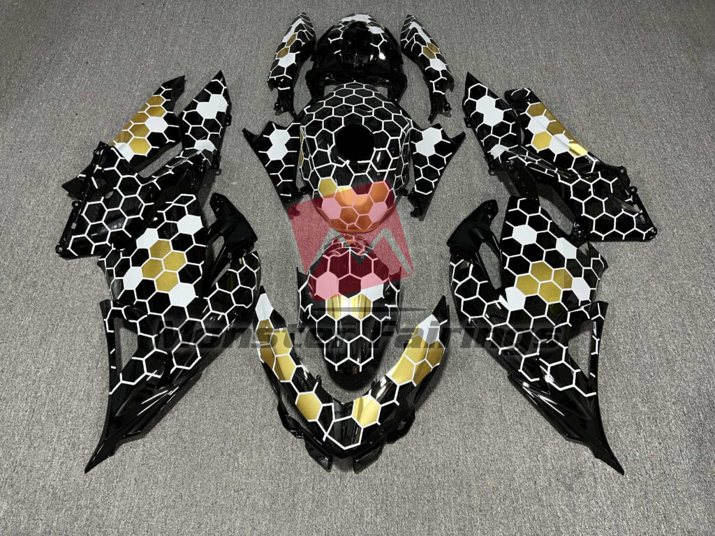 Kawasaki Ninja 400 2018 - 2024 Gloss Black & White With Gold Honeycomb Pattern ABS fairings - custom motorcycle bodywork kit by Monster Fairings
