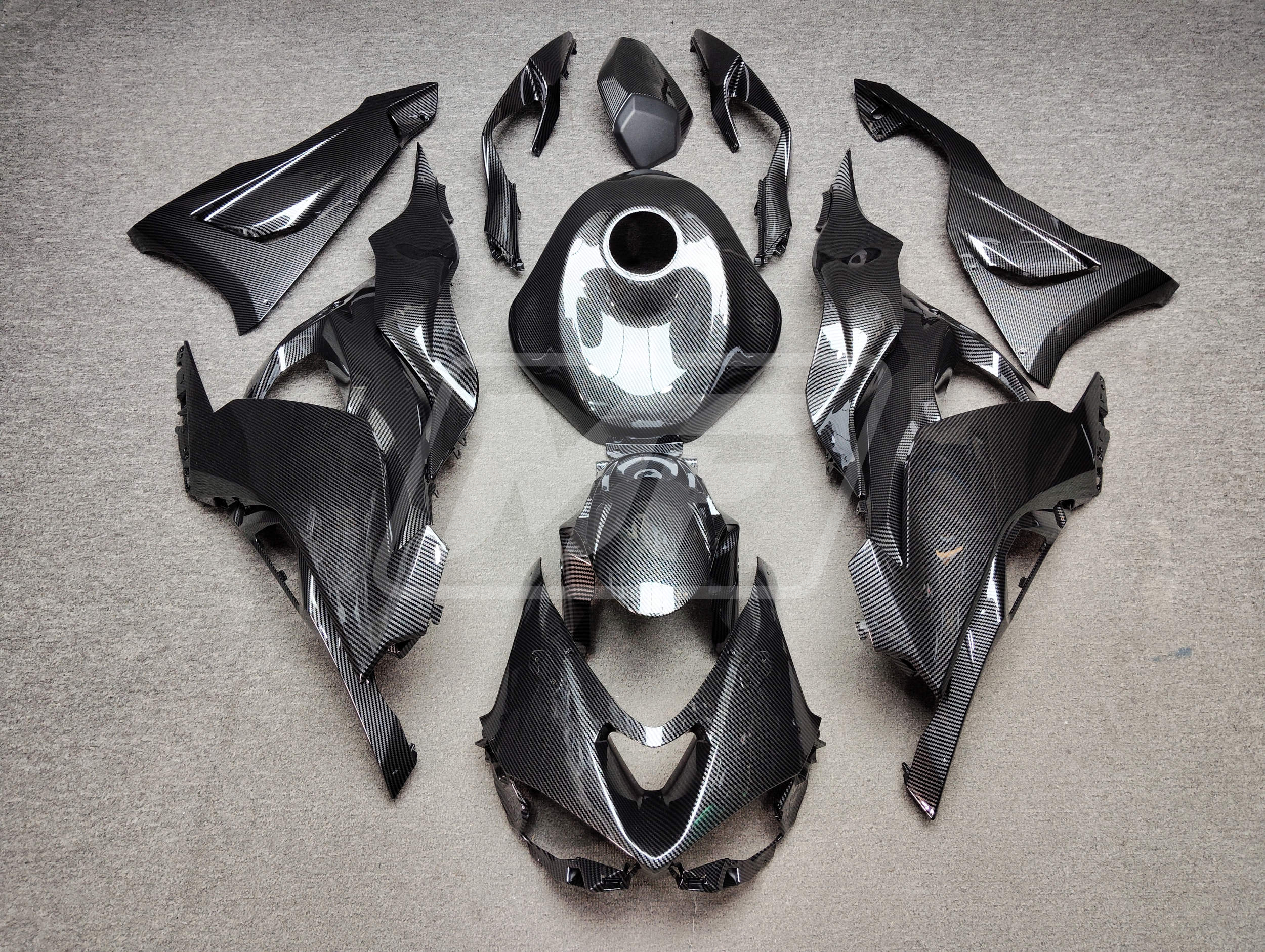 ゴーオンジャー Kawasaki ZX6R 2024-2025 Gloss Forged Carbon Fiber Style ABS