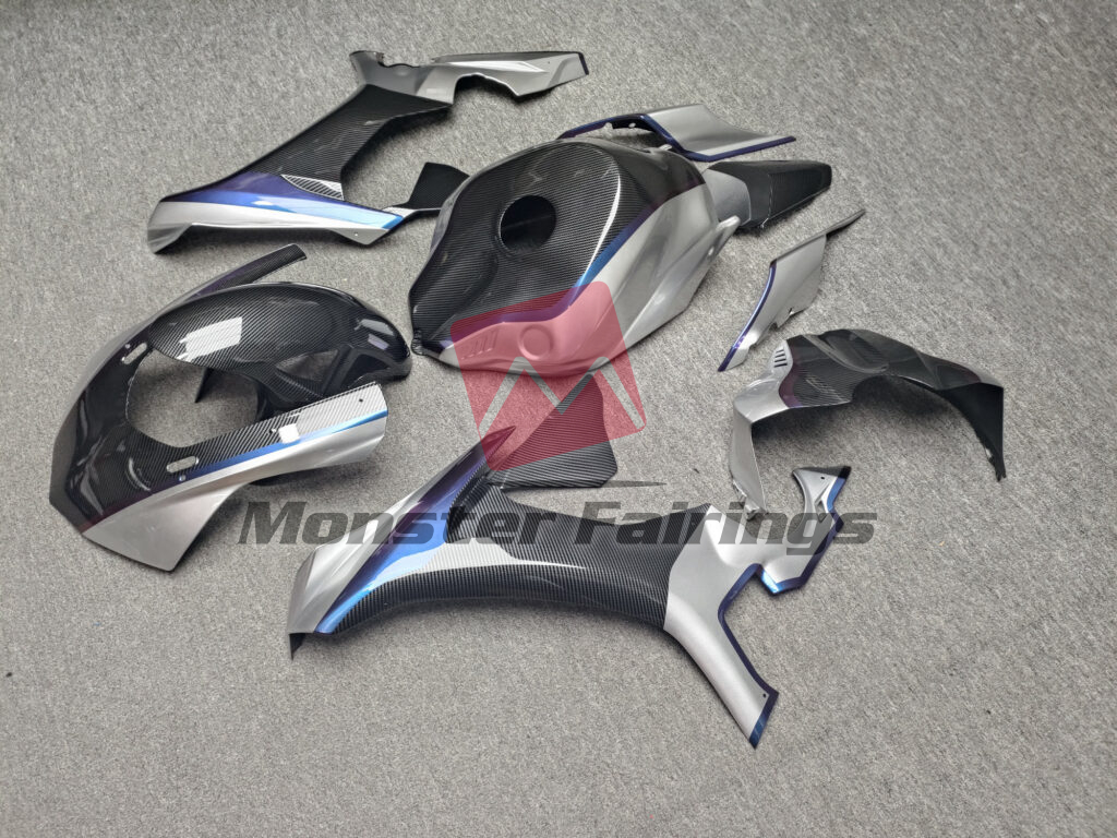 2015 - 2019 Yamaha R1 Gloss Silver With Carbon Fiber Style & Blue Chameleon fairing set - ABS injection, custom painted by Monster Fairings