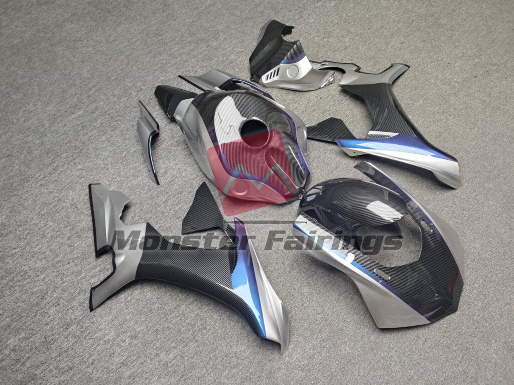 Yamaha R1 custom ABS fairings 2015 - 2019 in Gloss Silver With Carbon Fiber Style & Blue Chameleon - durable replacement kit, Monster Fairings
